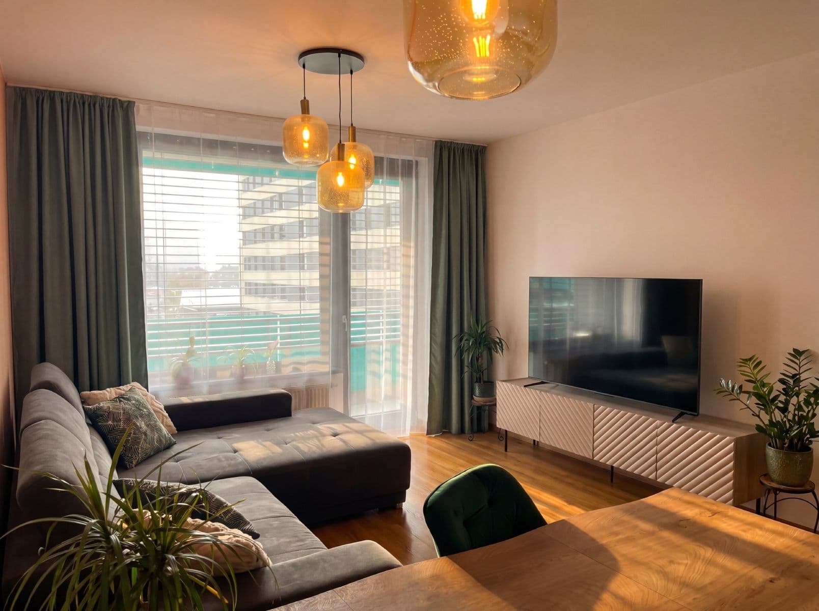 Prenájom bytu 50 m², Olgy havlove, Praha, Praha Prenájom bytu 50 m², Olgy havlove, Praha, Praha