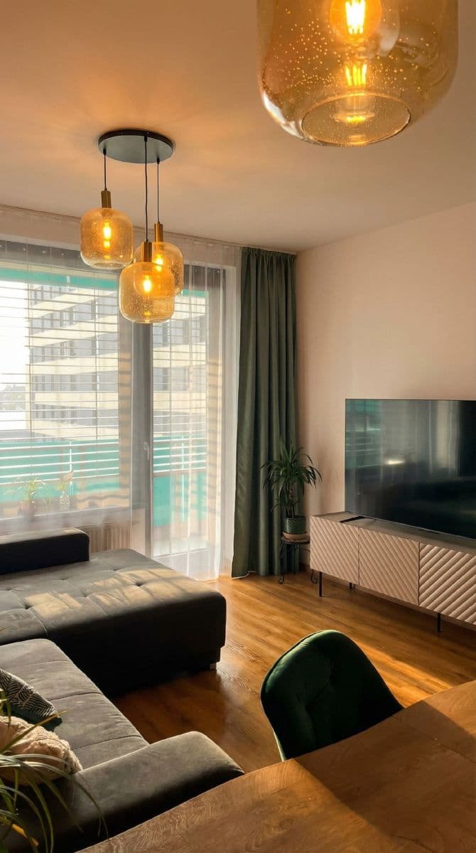 Prenájom bytu 50 m², Olgy havlove, Praha, Praha Prenájom bytu 50 m², Olgy havlove, Praha, Praha