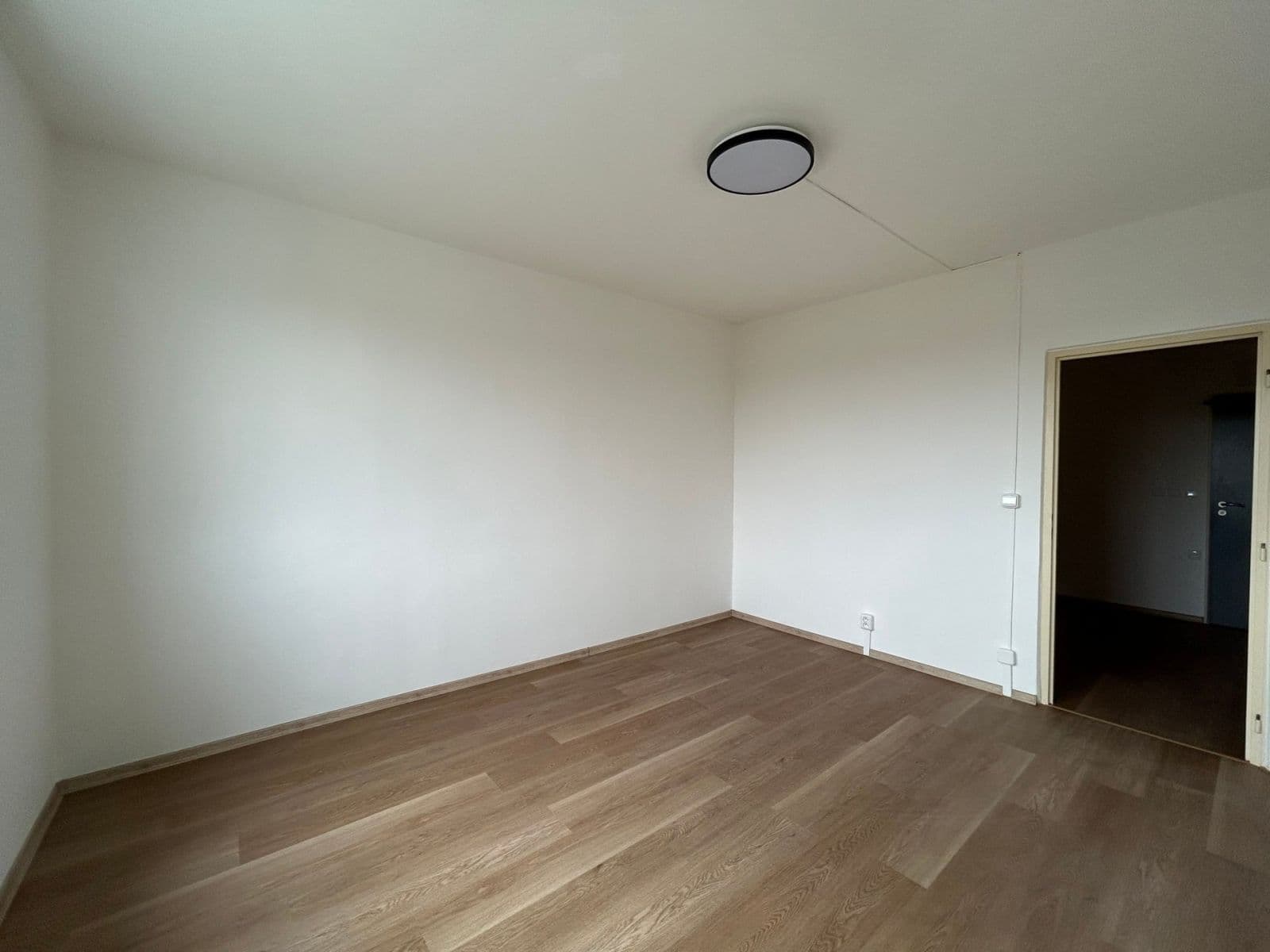 Prenájom bytu 3-izbový 84 m², Roháčova, Český Brod, Středočeský kraj Prenájom bytu 3-izbový 84 m², Roháčova, Český Brod, Středočeský kraj