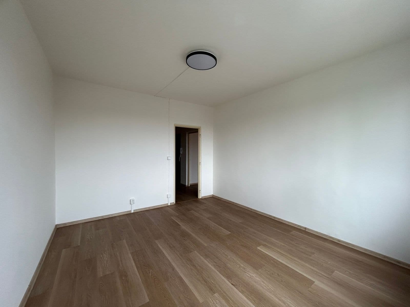 Prenájom bytu 3-izbový 84 m², Roháčova, Český Brod, Středočeský kraj Prenájom bytu 3-izbový 84 m², Roháčova, Český Brod, Středočeský kraj