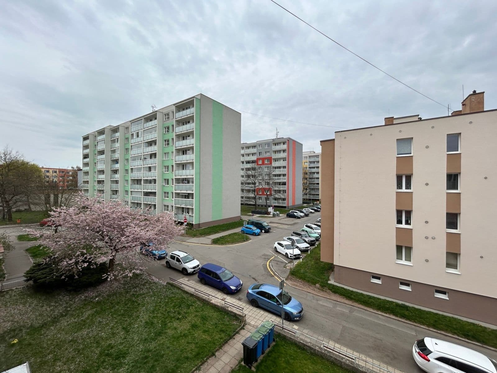 Prenájom bytu 3-izbový 84 m², Roháčova, Český Brod, Středočeský kraj Prenájom bytu 3-izbový 84 m², Roháčova, Český Brod, Středočeský kraj
