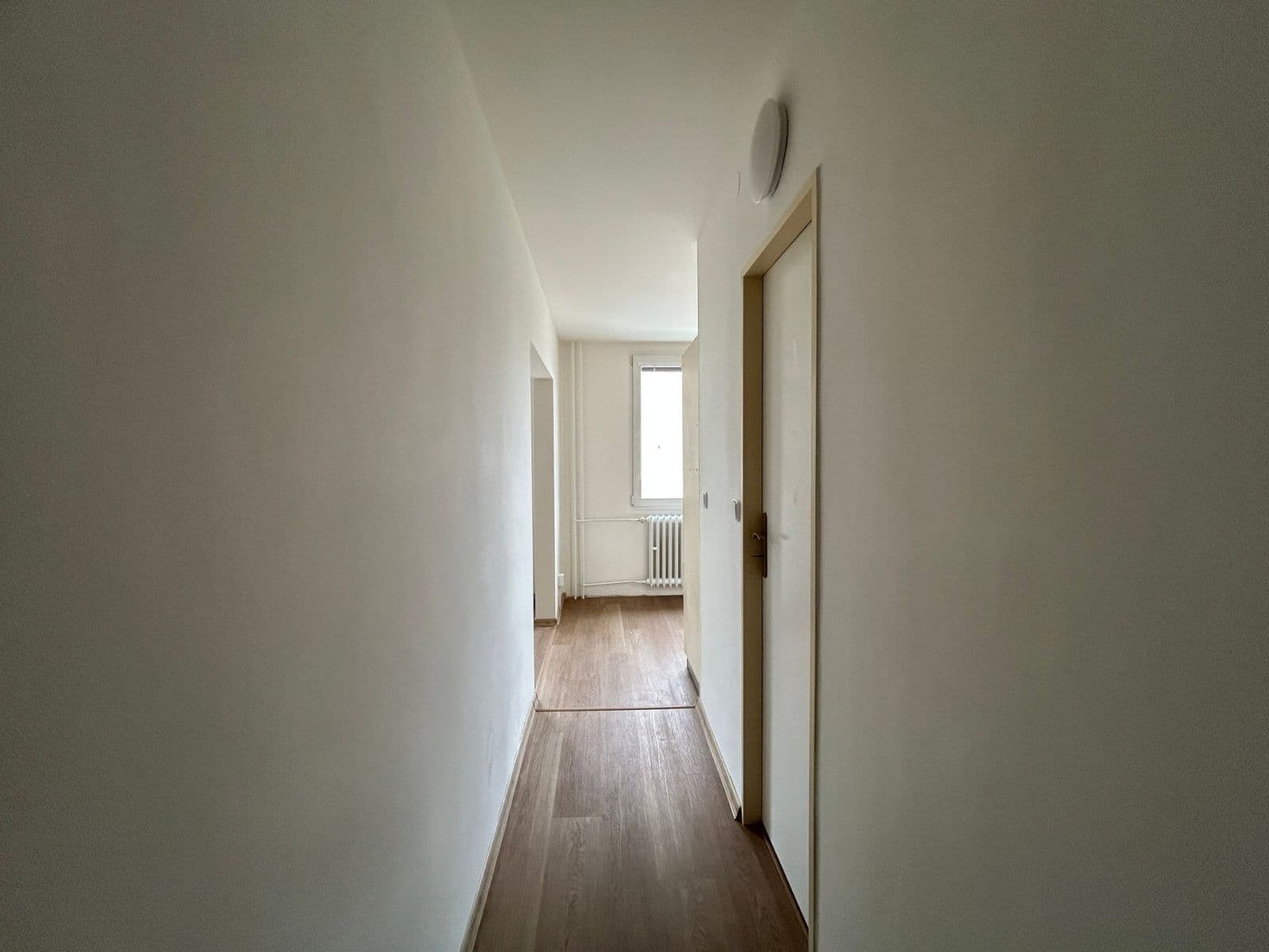 Prenájom bytu 3-izbový 84 m², Roháčova, Český Brod, Středočeský kraj Prenájom bytu 3-izbový 84 m², Roháčova, Český Brod, Středočeský kraj