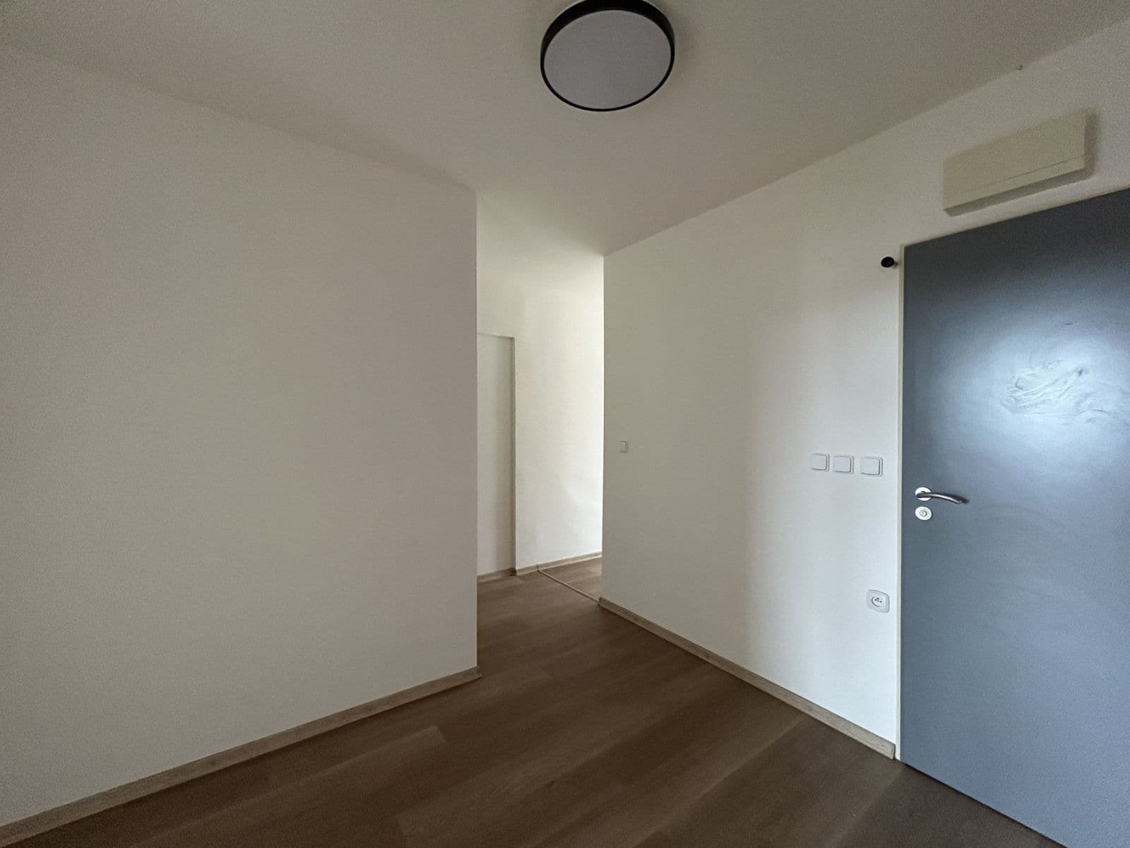 Prenájom bytu 3-izbový 84 m², Roháčova, Český Brod, Středočeský kraj Prenájom bytu 3-izbový 84 m², Roháčova, Český Brod, Středočeský kraj