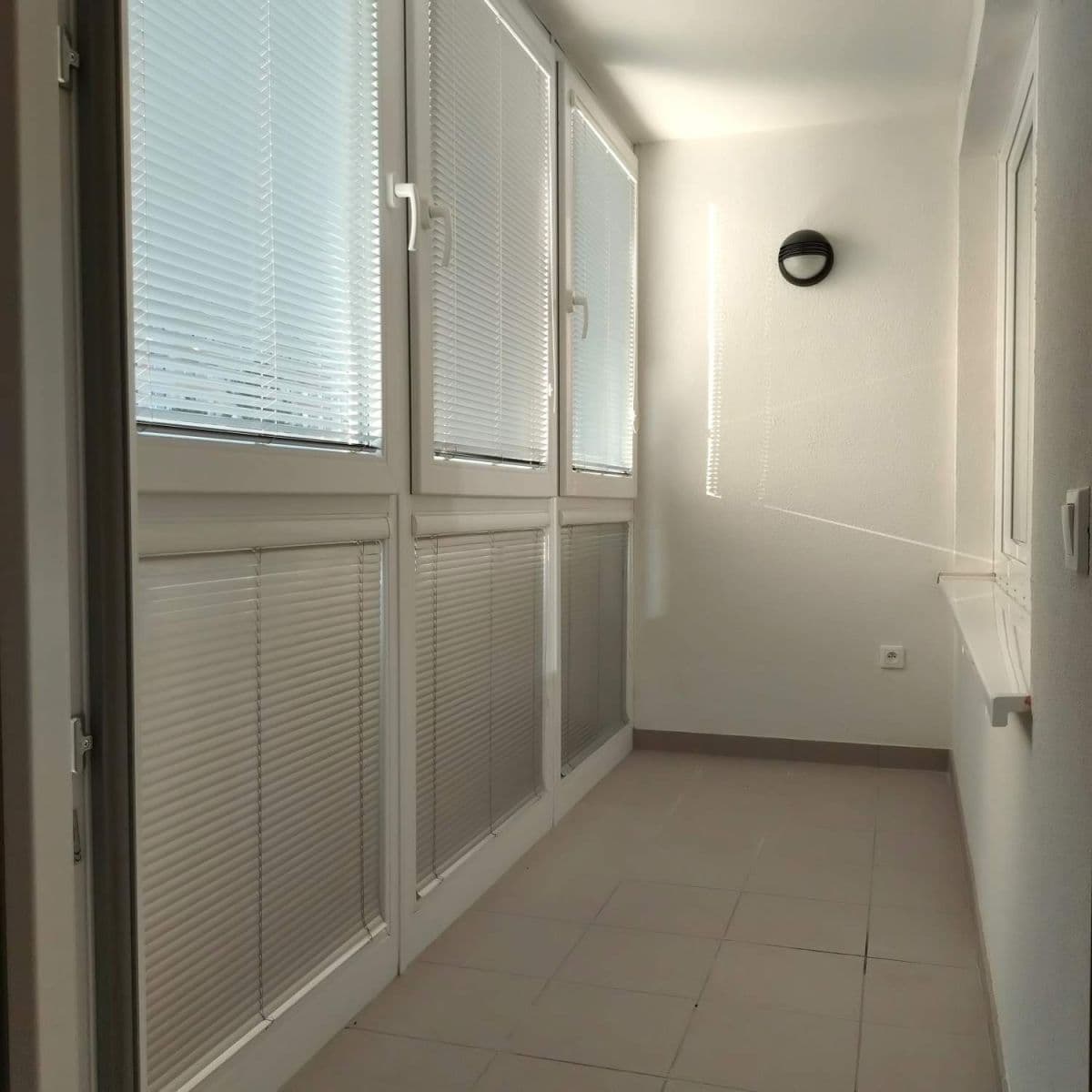 Prenájom bytu 2-izbový 58 m², Hornoměcholupská, Praha, Praha Prenájom bytu 2-izbový 58 m², Hornoměcholupská, Praha, Praha