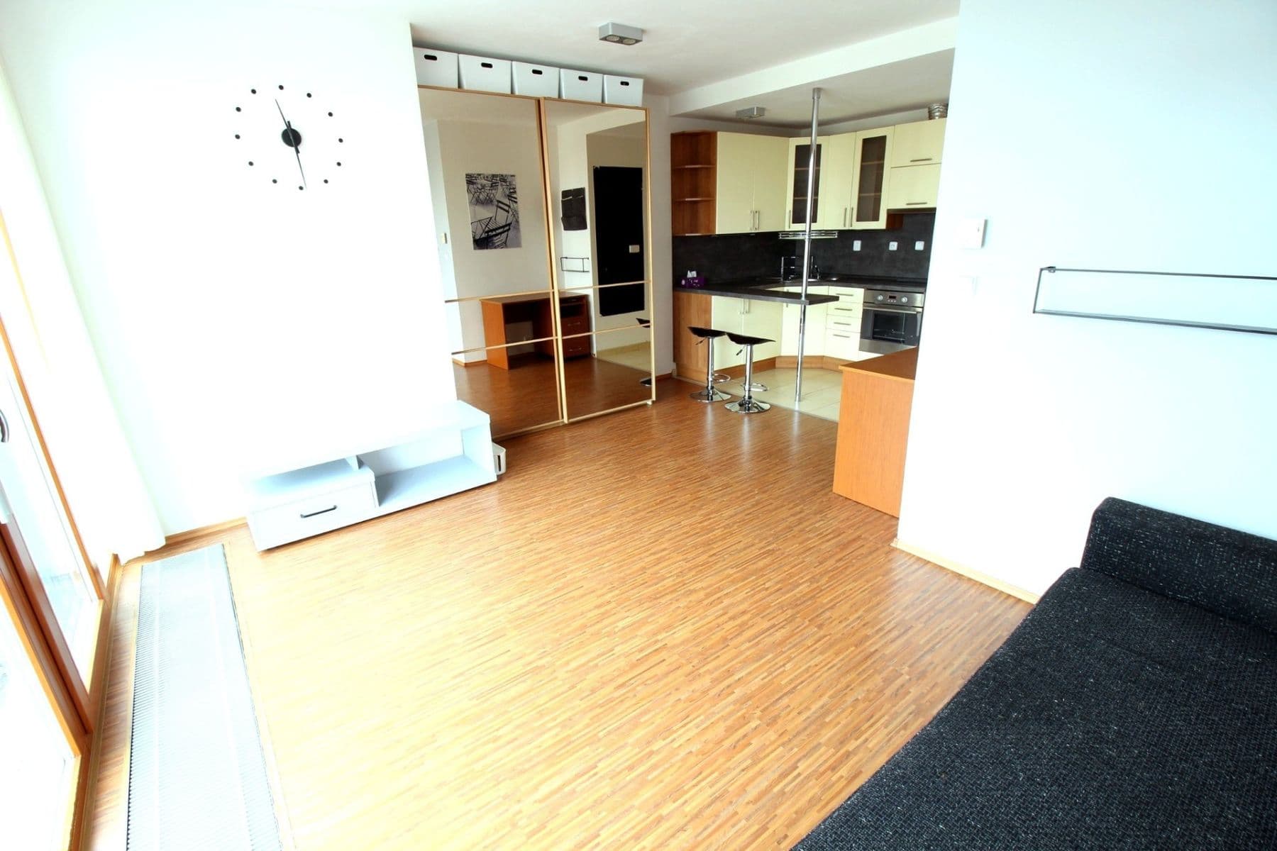 Prenájom bytu 1-izbový 30 m², Pod lipami, Praha, Praha Prenájom bytu 1-izbový 30 m², Pod lipami, Praha, Praha