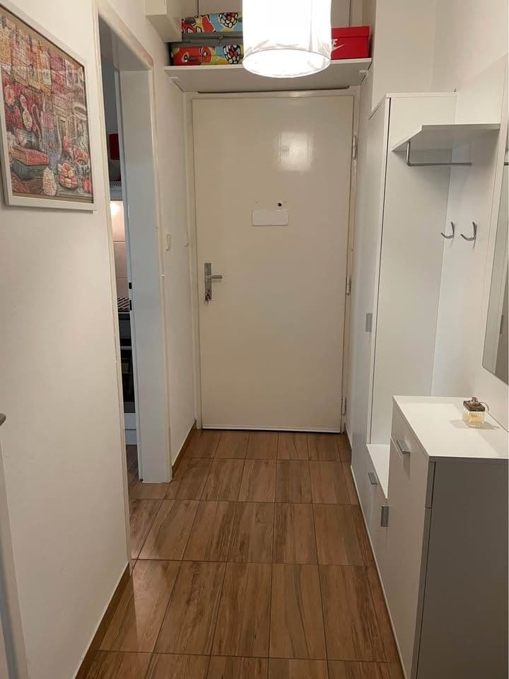 Prenájom bytu 1-izbový 35 m², Vinohradská, Praha, Praha Prenájom bytu 1-izbový 35 m², Vinohradská, Praha, Praha