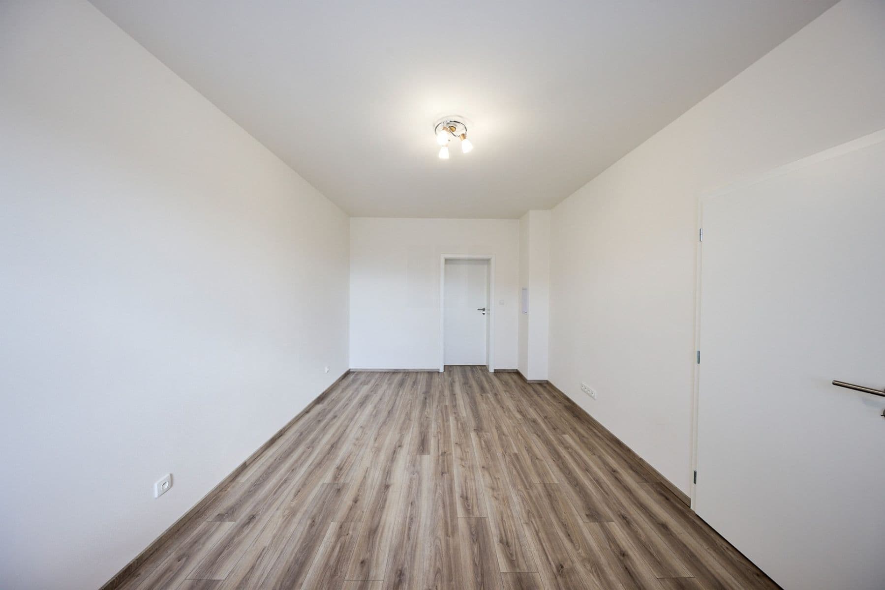 Prenájom bytu 2-izbový 53 m², S. K. Neumanna, Kralupy nad Vltavou, Středočeský kraj Prenájom bytu 2-izbový 53 m², S. K. Neumanna, Kralupy nad Vltavou, Středočeský kraj