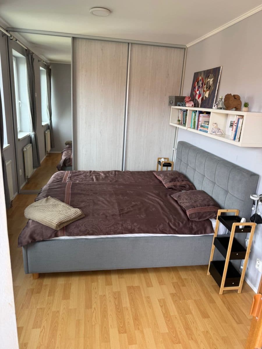 Prenájom bytu 2-izbový 50 m², Strančická, Praha, Praha Prenájom bytu 2-izbový 50 m², Strančická, Praha, Praha