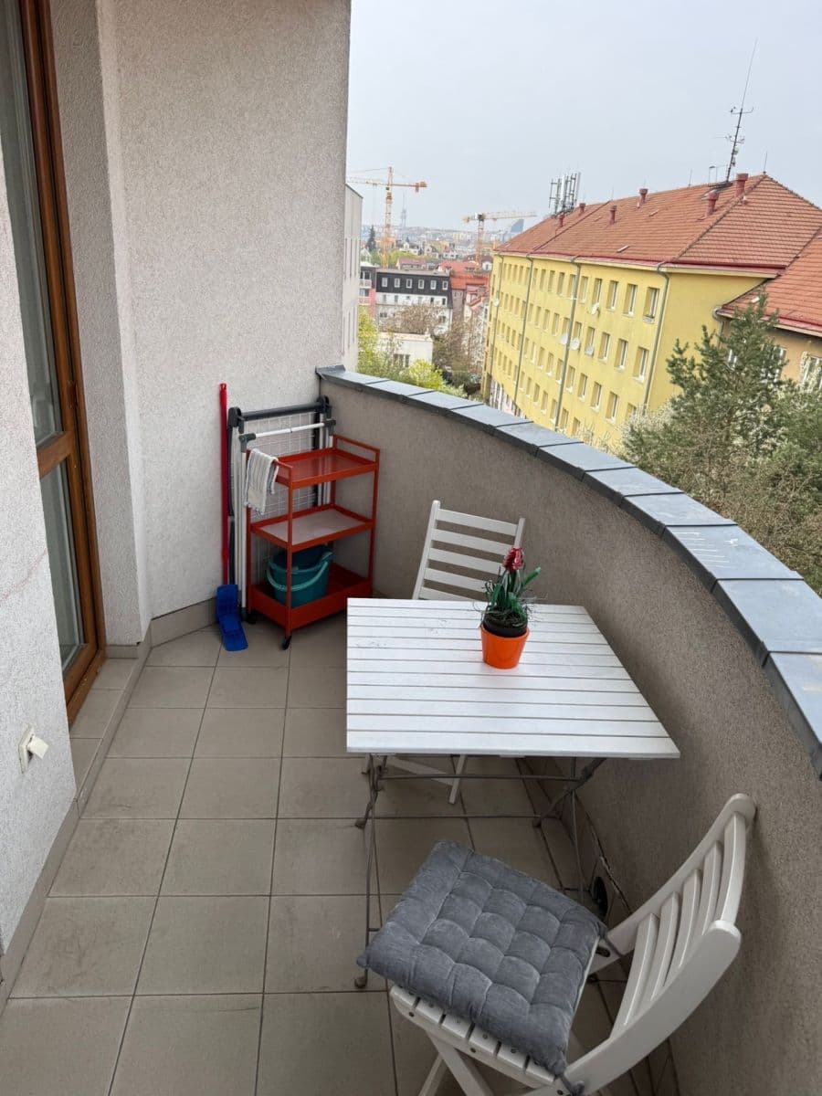 Prenájom bytu 2-izbový 50 m², Strančická, Praha, Praha Prenájom bytu 2-izbový 50 m², Strančická, Praha, Praha