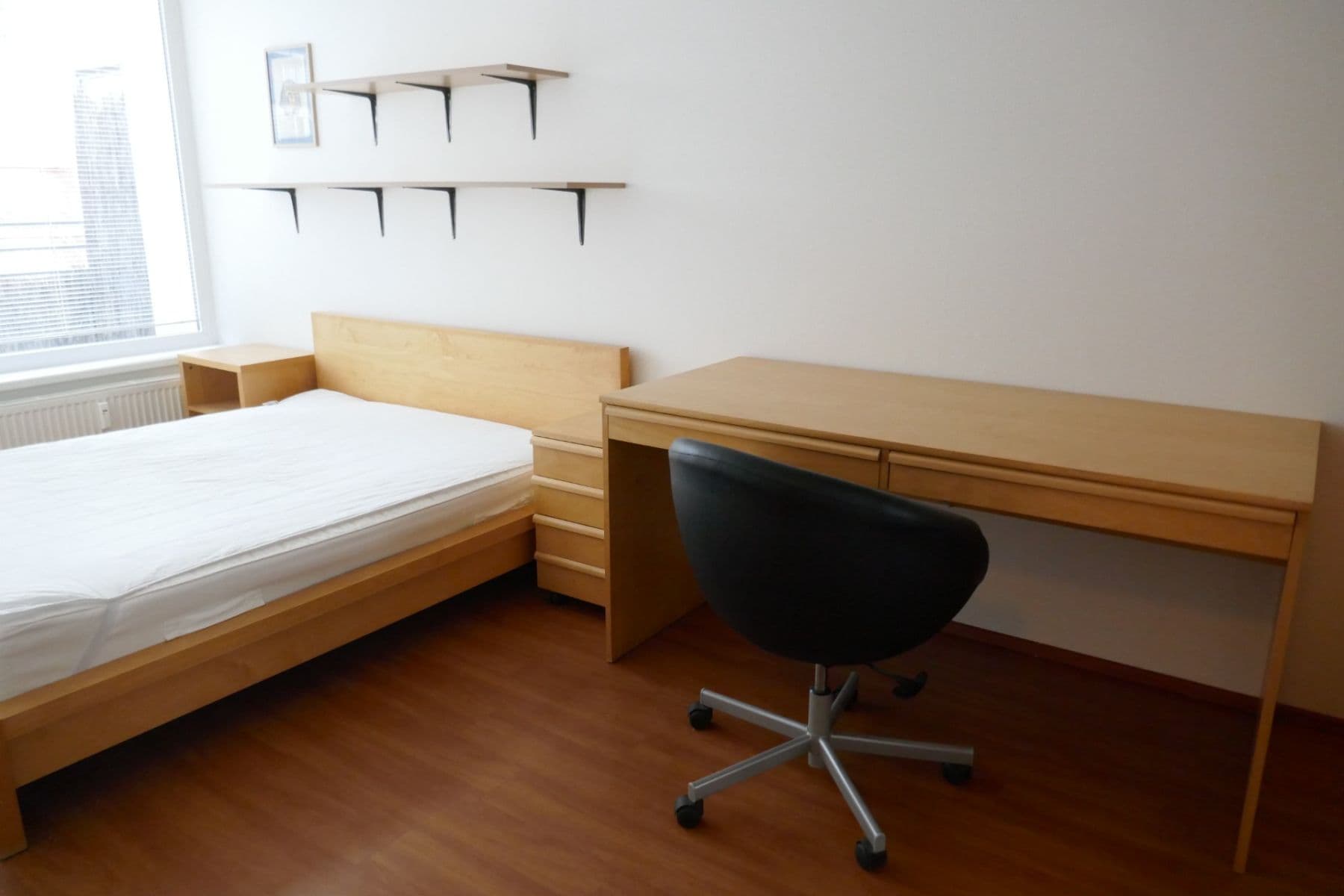 Prenájom bytu 2-izbový 45 m², Hnězdenská, Praha, Praha Prenájom bytu 2-izbový 45 m², Hnězdenská, Praha, Praha