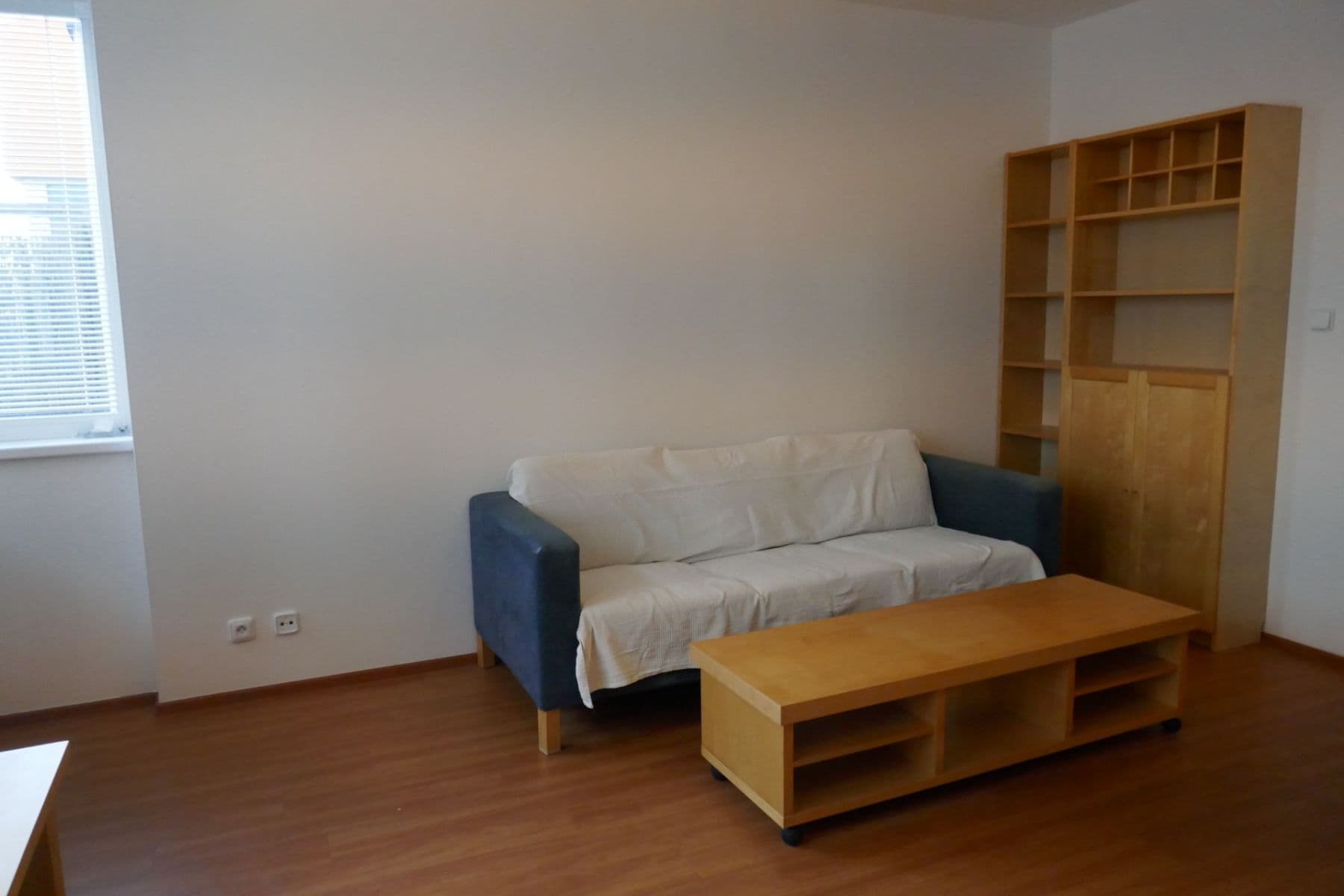 Prenájom bytu 2-izbový 45 m², Hnězdenská, Praha, Praha Prenájom bytu 2-izbový 45 m², Hnězdenská, Praha, Praha