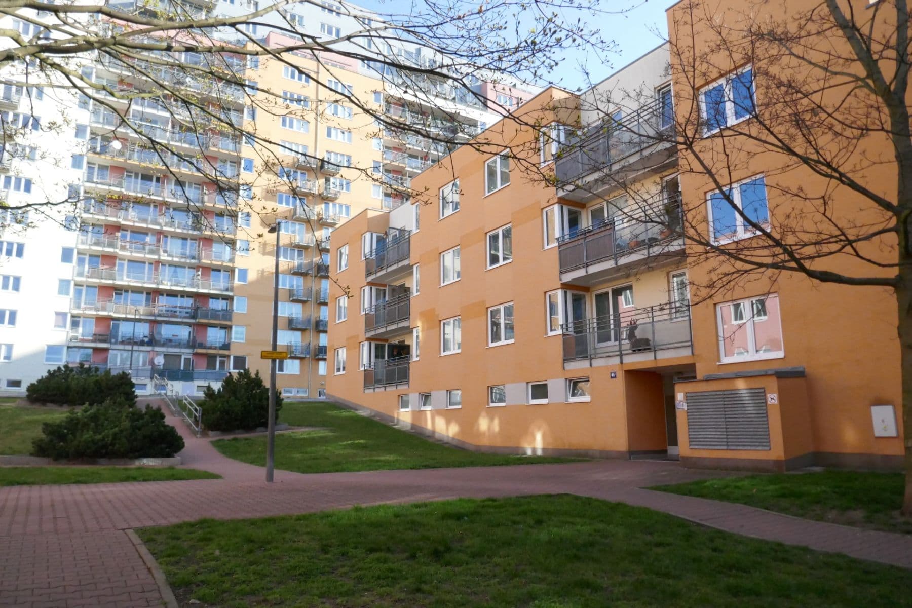 Prenájom bytu 2-izbový 45 m², Hnězdenská, Praha, Praha Prenájom bytu 2-izbový 45 m², Hnězdenská, Praha, Praha