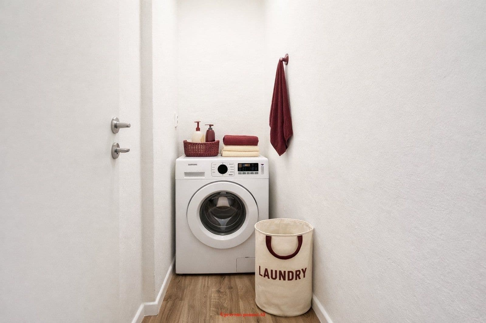 Prenájom bytu 2-izbový 57 m², Cihelní, Karviná, Moravskoslezský kraj Prenájom bytu 2-izbový 57 m², Cihelní, Karviná, Moravskoslezský kraj