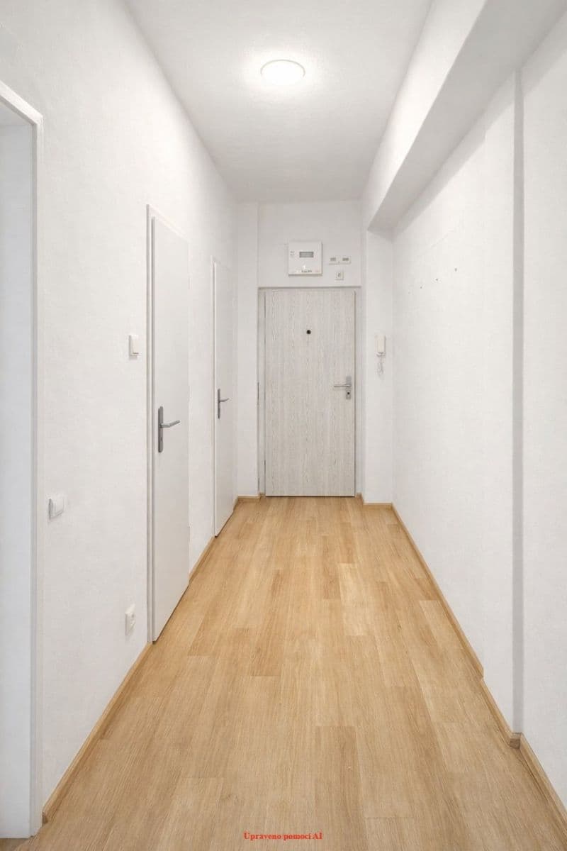 Prenájom bytu 2-izbový 53 m², Dlouhá třída, Havířov, Moravskoslezský kraj Prenájom bytu 2-izbový 53 m², Dlouhá třída, Havířov, Moravskoslezský kraj