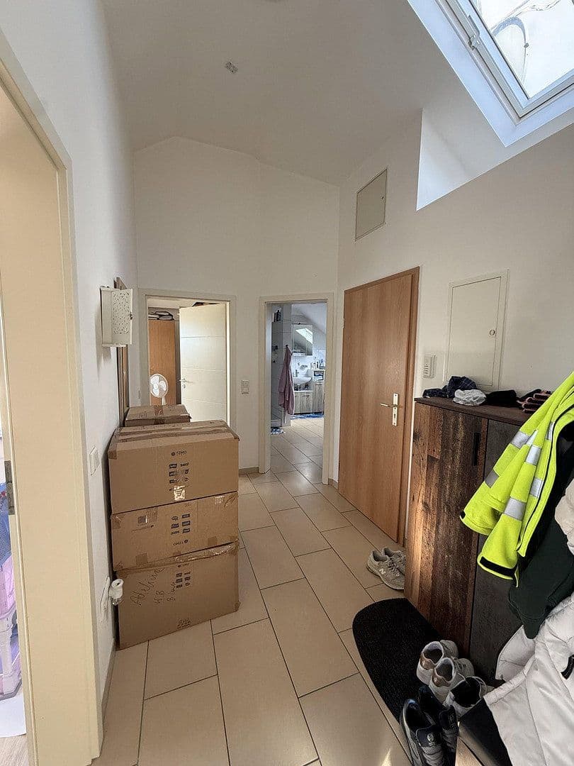 Prenájom bytu 3-izbový 77 m², Gernsheim, Hesensko Prenájom bytu 3-izbový 77 m², Gernsheim, Hesensko