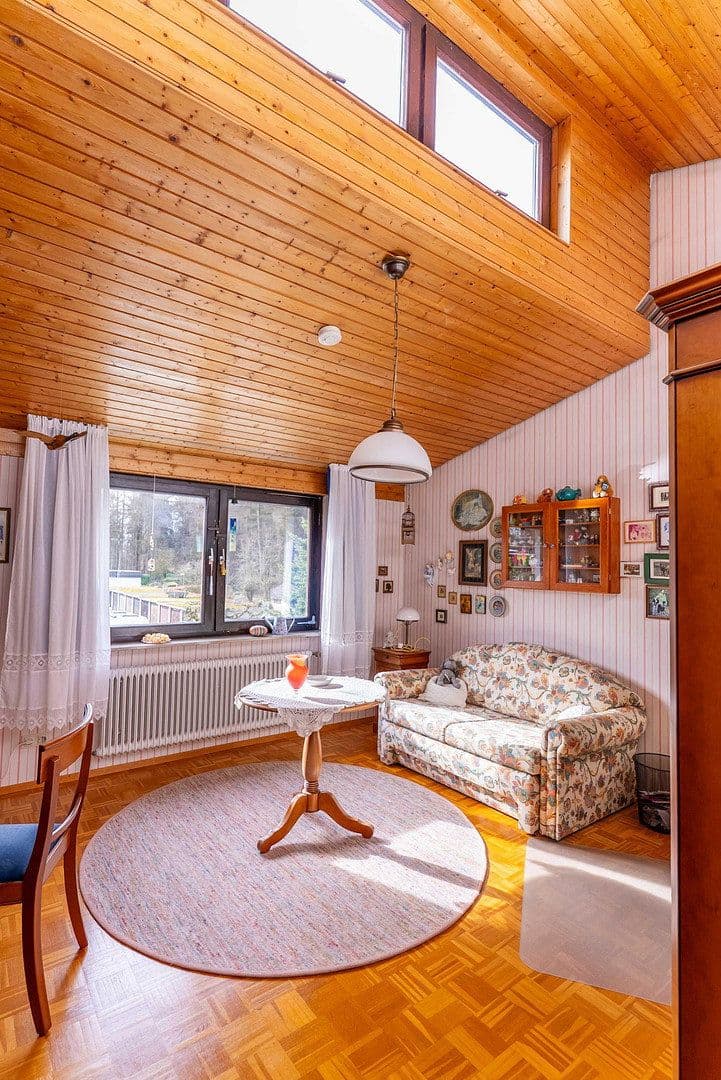 Predaj domu 171 m², pozemek 357 m², Ulm, Bádensko-Wurttembersko Predaj domu 171 m², pozemek 357 m², Ulm, Bádensko-Wurttembersko