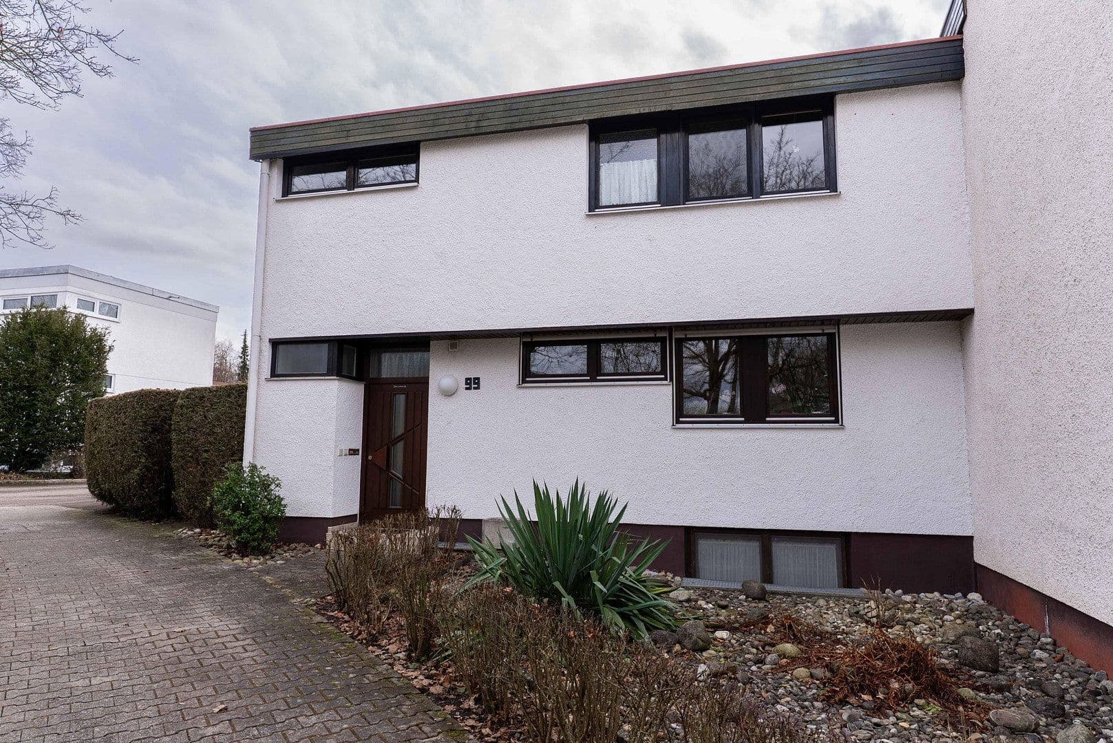 Predaj domu 171 m², pozemek 357 m², Ulm, Bádensko-Wurttembersko Predaj domu 171 m², pozemek 357 m², Ulm, Bádensko-Wurttembersko