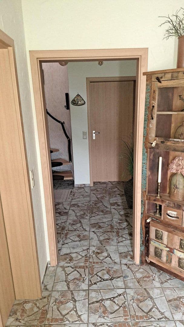 Predaj domu 142 m², pozemek 1.523 m², Waltershausen, Durínsko Predaj domu 142 m², pozemek 1.523 m², Waltershausen, Durínsko