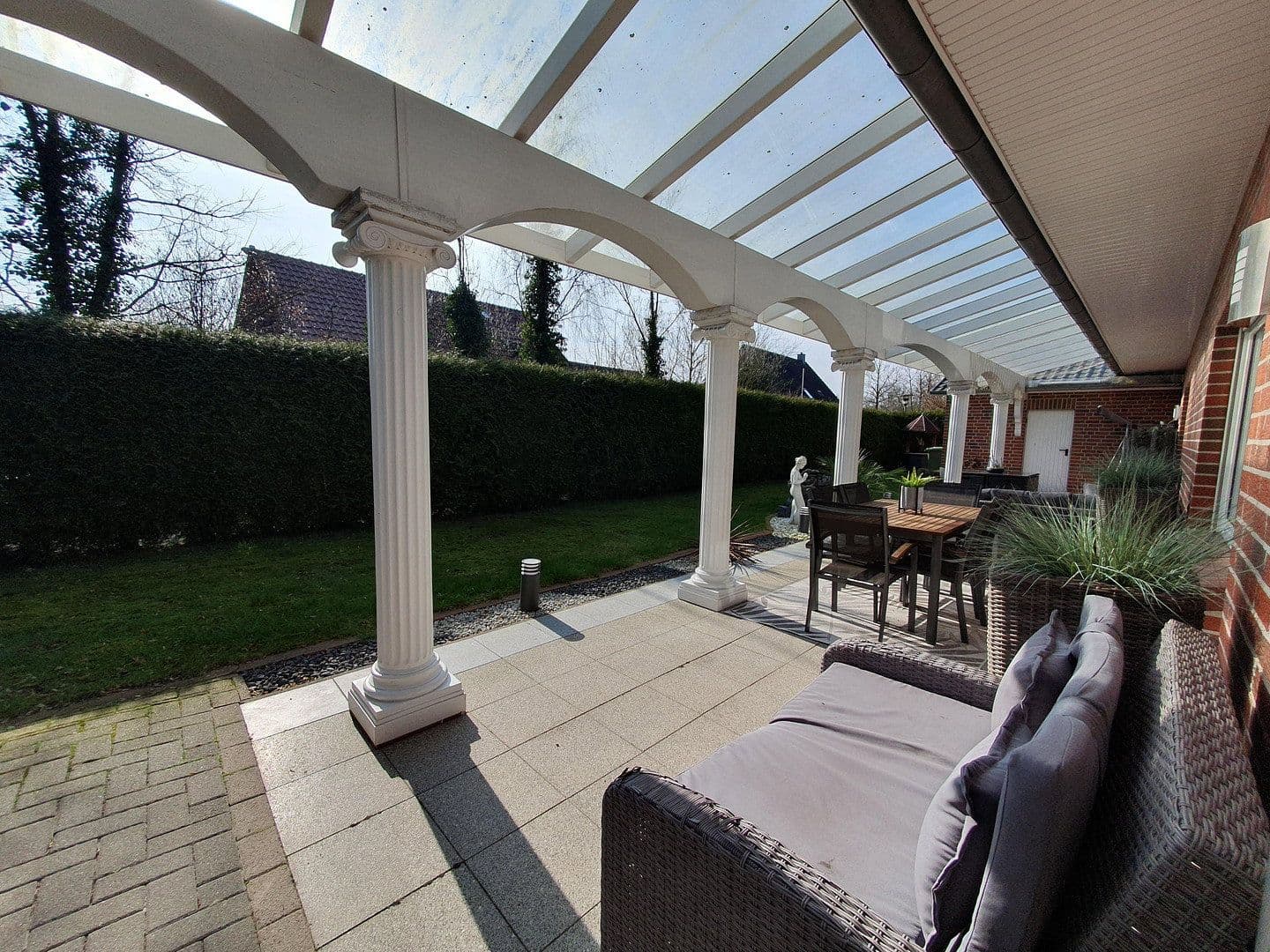 Predaj domu 243 m², pozemek 670 m², Hinter Den Möörten 12, Hude (Oldenburg), Dolné Sasko Predaj domu 243 m², pozemek 670 m², Hinter Den Möörten 12, Hude (Oldenburg), Dolné Sasko