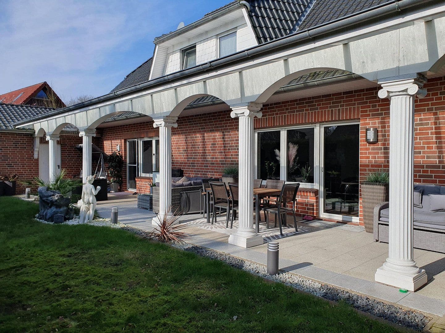 Predaj domu 243 m², pozemek 670 m², Hinter Den Möörten 12, Hude (Oldenburg), Dolné Sasko Predaj domu 243 m², pozemek 670 m², Hinter Den Möörten 12, Hude (Oldenburg), Dolné Sasko