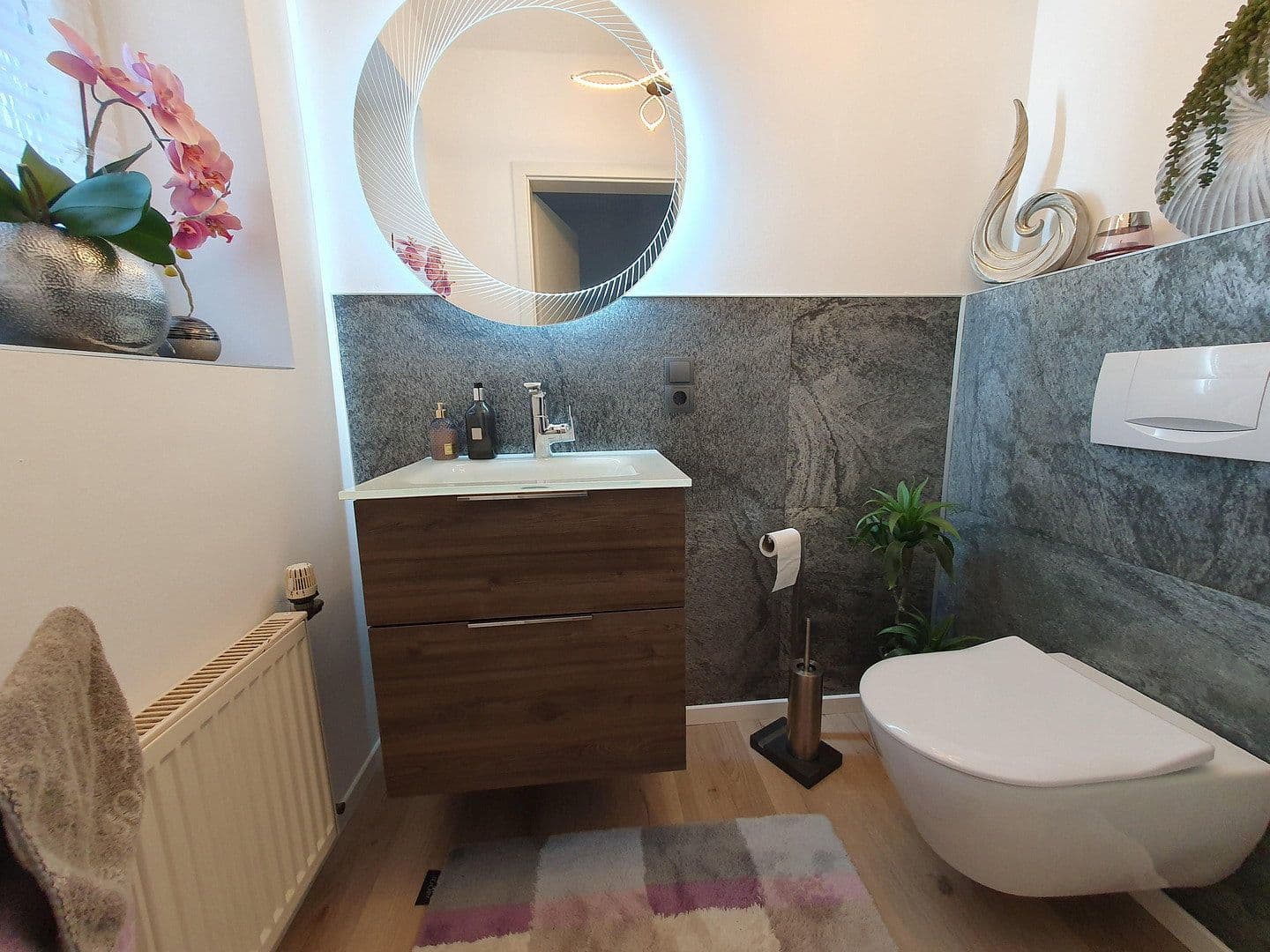 Predaj domu 243 m², pozemek 670 m², Hinter Den Möörten 12, Hude (Oldenburg), Dolné Sasko Predaj domu 243 m², pozemek 670 m², Hinter Den Möörten 12, Hude (Oldenburg), Dolné Sasko