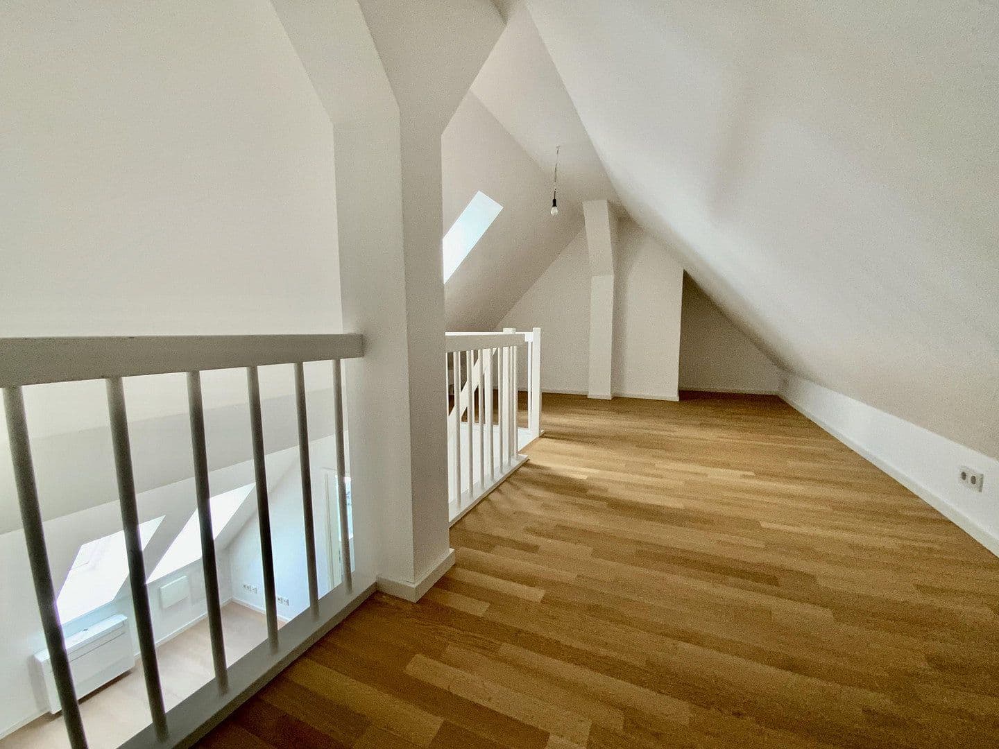 Predaj bytu 3-izbový 118 m², Stahlheimer Straße 2a, Berlin, Berlín Predaj bytu 3-izbový 118 m², Stahlheimer Straße 2a, Berlin, Berlín