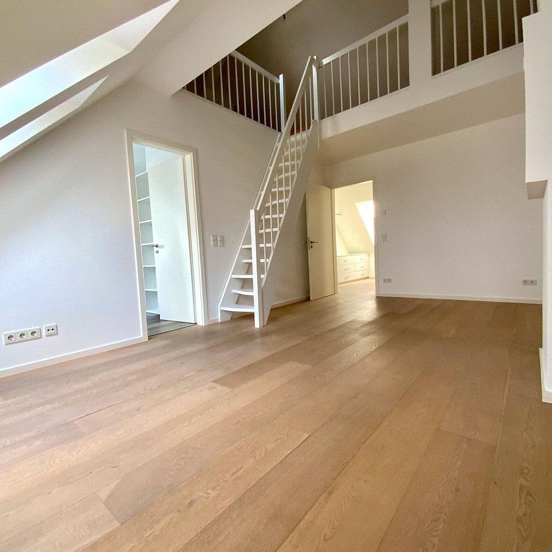 Predaj bytu 3-izbový 118 m², Stahlheimer Straße 2a, Berlin, Berlín Predaj bytu 3-izbový 118 m², Stahlheimer Straße 2a, Berlin, Berlín