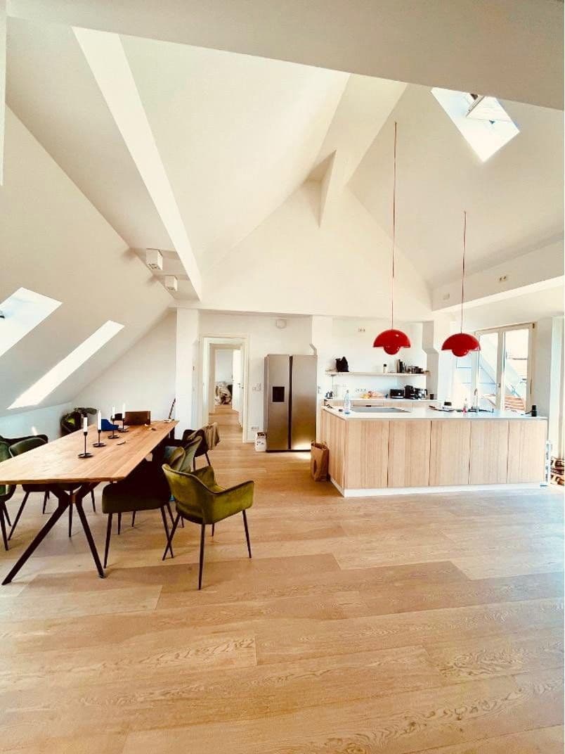 Predaj bytu 3-izbový 118 m², Stahlheimer Straße 2a, Berlin, Berlín Predaj bytu 3-izbový 118 m², Stahlheimer Straße 2a, Berlin, Berlín