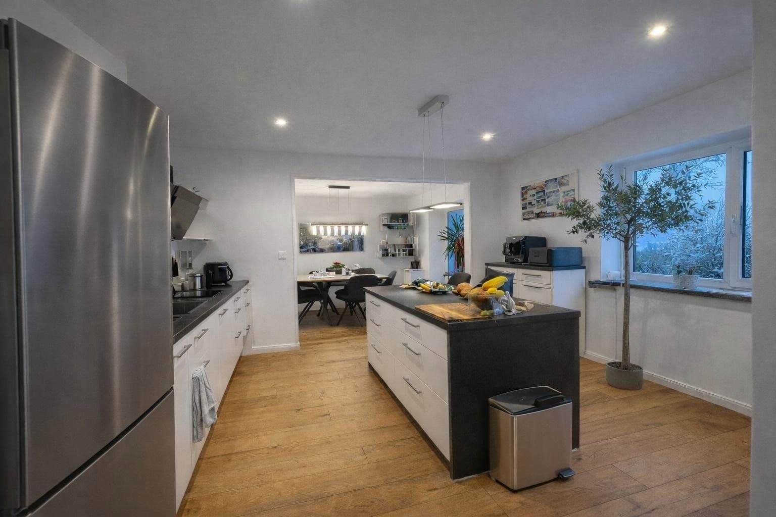 Predaj bytu 4-izbový 102 m², Weyhe, Dolné Sasko Predaj bytu 4-izbový 102 m², Weyhe, Dolné Sasko