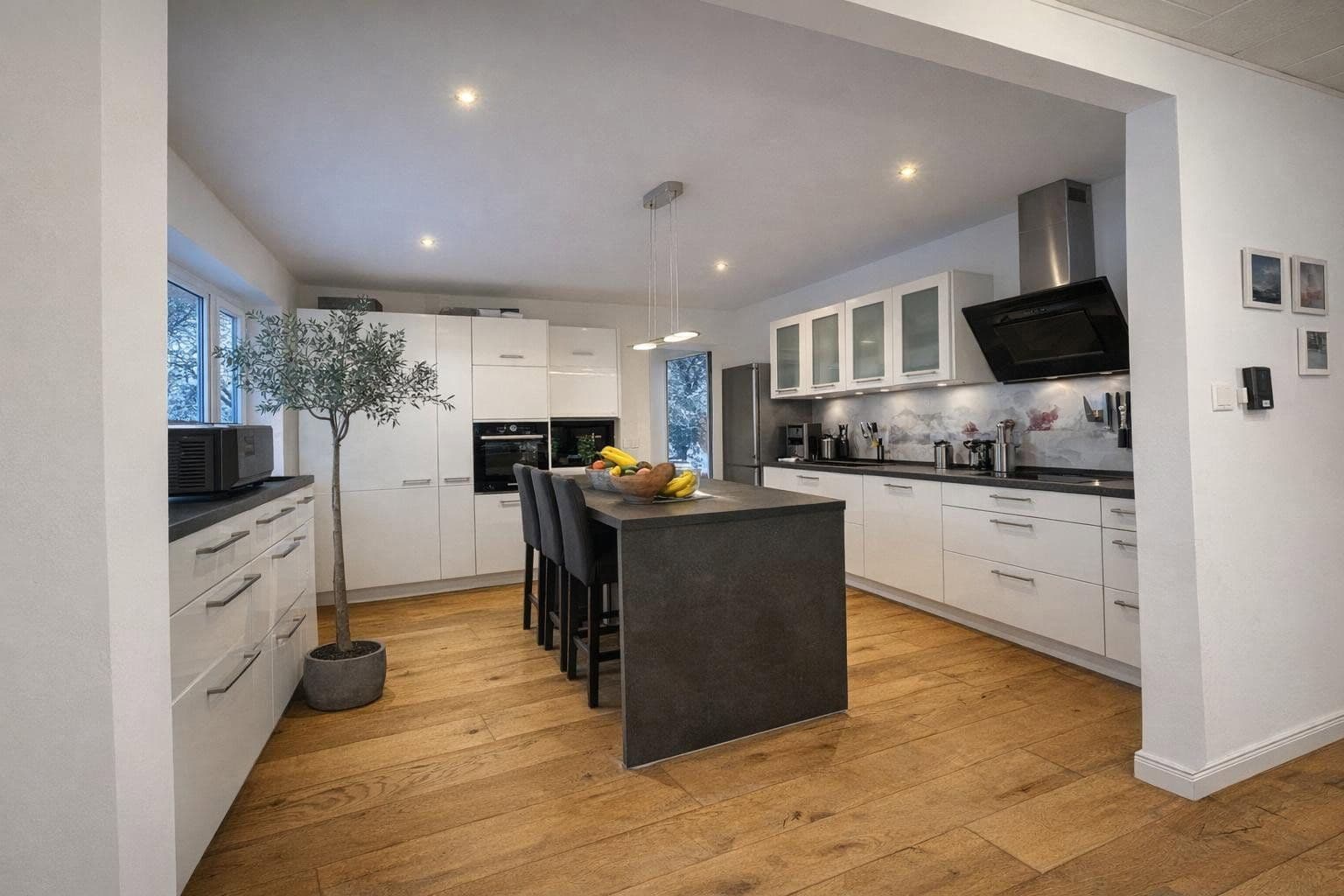 Predaj bytu 4-izbový 102 m², Weyhe, Dolné Sasko Predaj bytu 4-izbový 102 m², Weyhe, Dolné Sasko