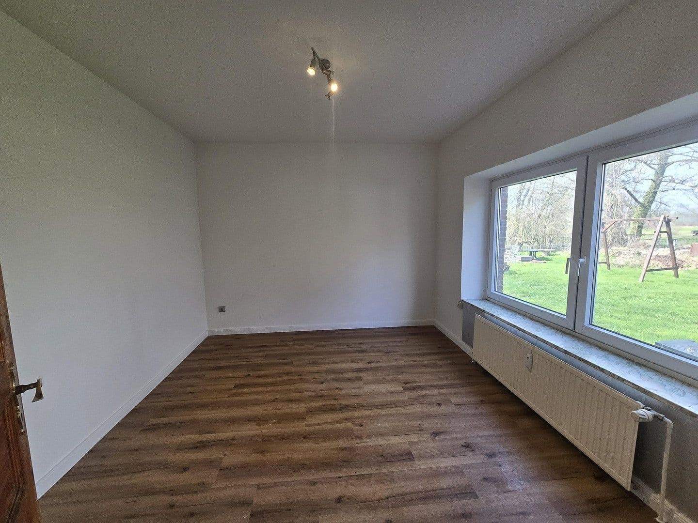 Prenájom bytu 4-izbový 105 m², Kamper Str. 6, Nützen, Šlezvicko-Holštajnsko Prenájom bytu 4-izbový 105 m², Kamper Str. 6, Nützen, Šlezvicko-Holštajnsko