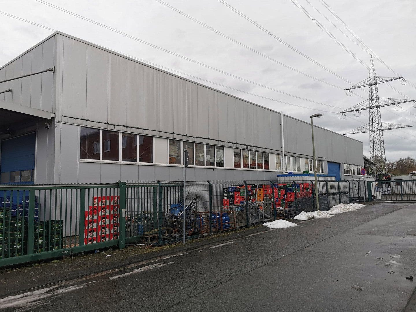 Predaj nebytového priestoru 4.000 m², Rösrath, Severné Porýnie - Westfálsko Predaj nebytového priestoru 4.000 m², Rösrath, Severné Porýnie - Westfálsko