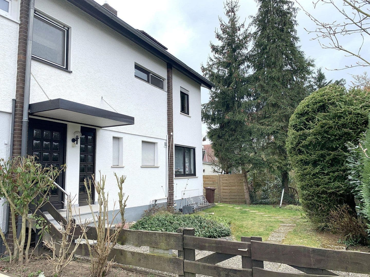 Predaj domu 182 m², pozemek 489 m², Hanau, Hesensko Predaj domu 182 m², pozemek 489 m², Hanau, Hesensko
