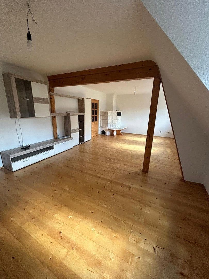 Prenájom bytu 3-izbový 86 m², Löhrstraße 3, Trossingen, Bádensko-Wurttembersko Prenájom bytu 3-izbový 86 m², Löhrstraße 3, Trossingen, Bádensko-Wurttembersko
