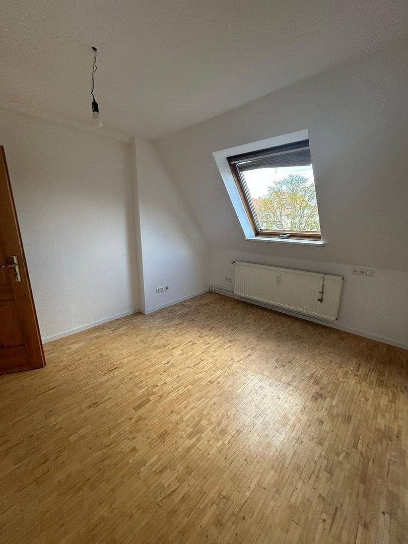 Prenájom bytu 3-izbový 86 m², Löhrstraße 3, Trossingen, Bádensko-Wurttembersko Prenájom bytu 3-izbový 86 m², Löhrstraße 3, Trossingen, Bádensko-Wurttembersko