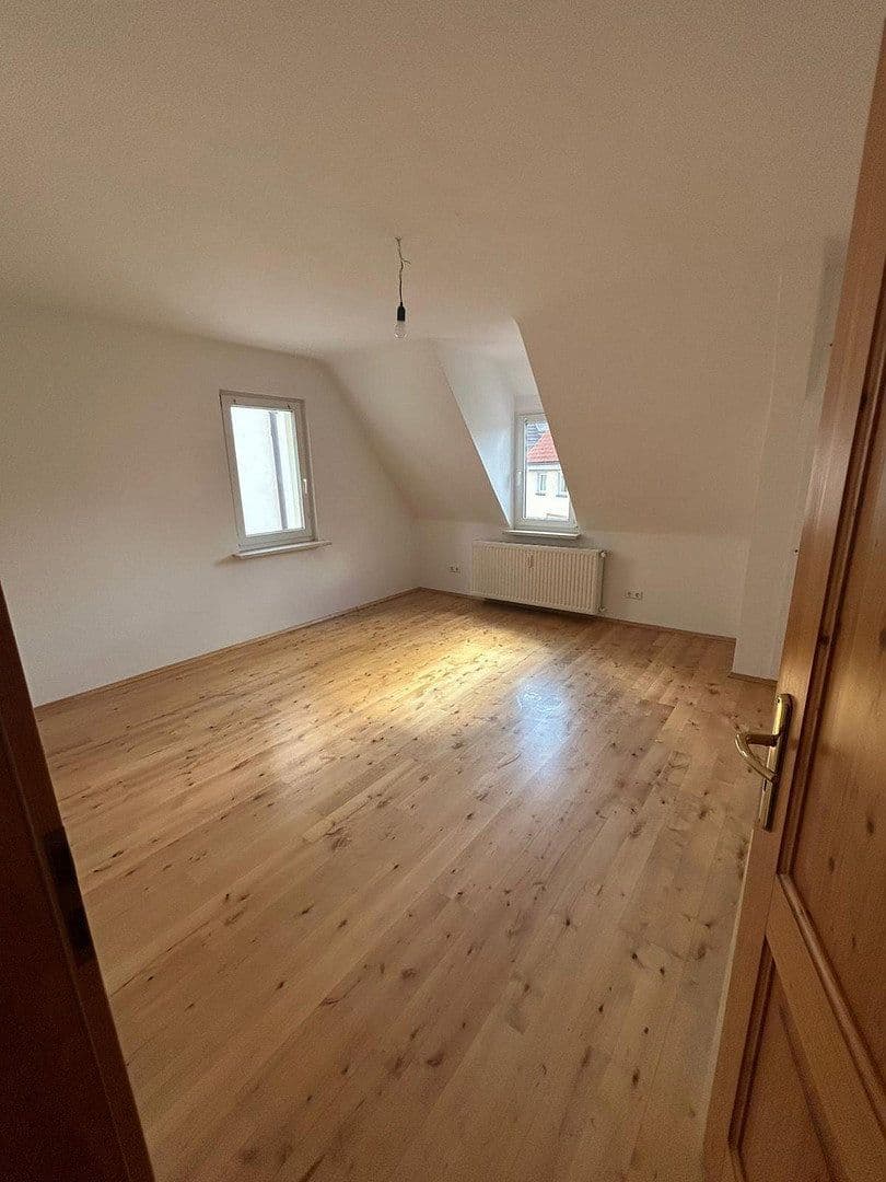 Prenájom bytu 3-izbový 86 m², Löhrstraße 3, Trossingen, Bádensko-Wurttembersko Prenájom bytu 3-izbový 86 m², Löhrstraße 3, Trossingen, Bádensko-Wurttembersko