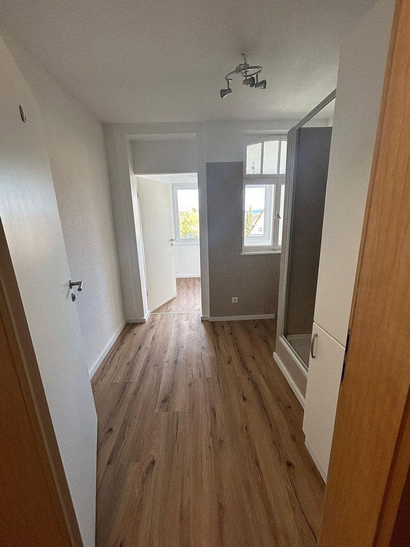 Prenájom bytu 1-izbový 23 m², Löhrstraße 3, Trossingen, Bádensko-Wurttembersko Prenájom bytu 1-izbový 23 m², Löhrstraße 3, Trossingen, Bádensko-Wurttembersko