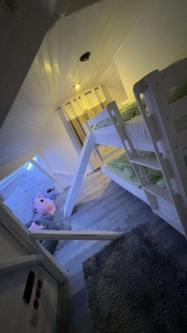 Predaj domu 168 m², pozemek 424 m², Werner-Egk-Str. 20, Vaterstetten, Bavorsko Predaj domu 168 m², pozemek 424 m², Werner-Egk-Str. 20, Vaterstetten, Bavorsko