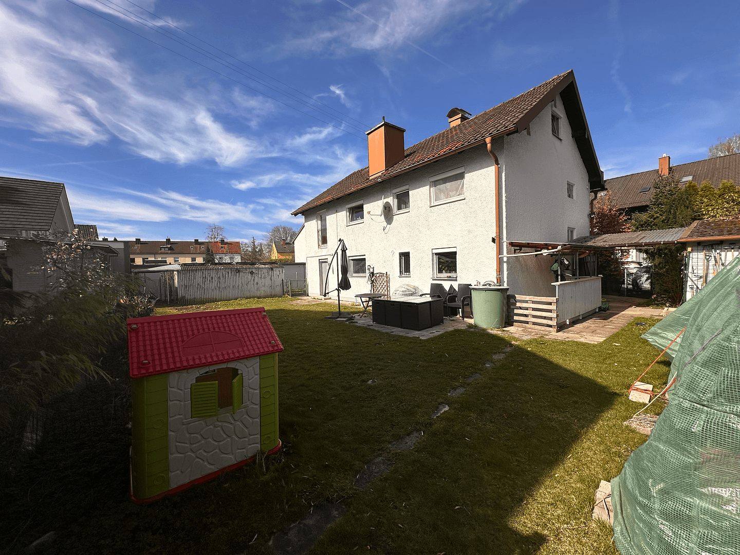 Predaj domu 168 m², pozemek 424 m², Werner-Egk-Str. 20, Vaterstetten, Bavorsko Predaj domu 168 m², pozemek 424 m², Werner-Egk-Str. 20, Vaterstetten, Bavorsko