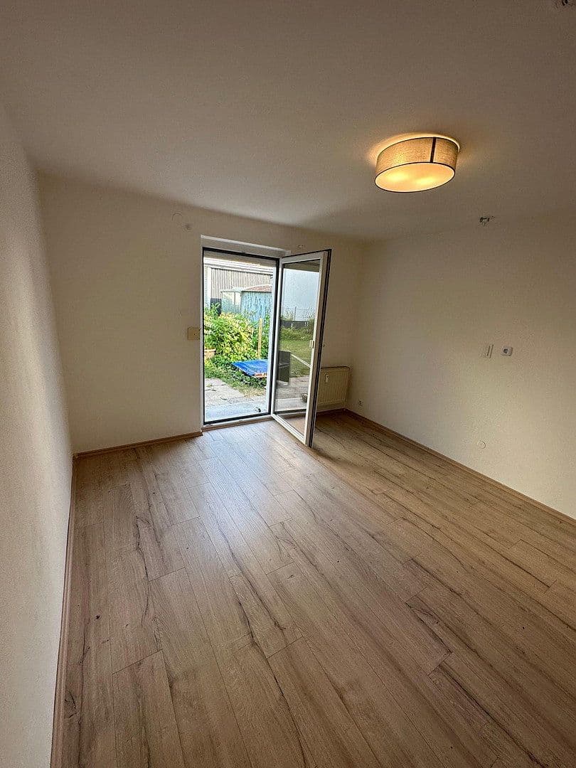 Predaj domu 168 m², pozemek 424 m², Werner-Egk-Str. 20, Vaterstetten, Bavorsko Predaj domu 168 m², pozemek 424 m², Werner-Egk-Str. 20, Vaterstetten, Bavorsko