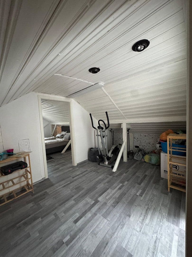 Predaj domu 168 m², pozemek 424 m², Werner-Egk-Str. 20, Vaterstetten, Bavorsko Predaj domu 168 m², pozemek 424 m², Werner-Egk-Str. 20, Vaterstetten, Bavorsko