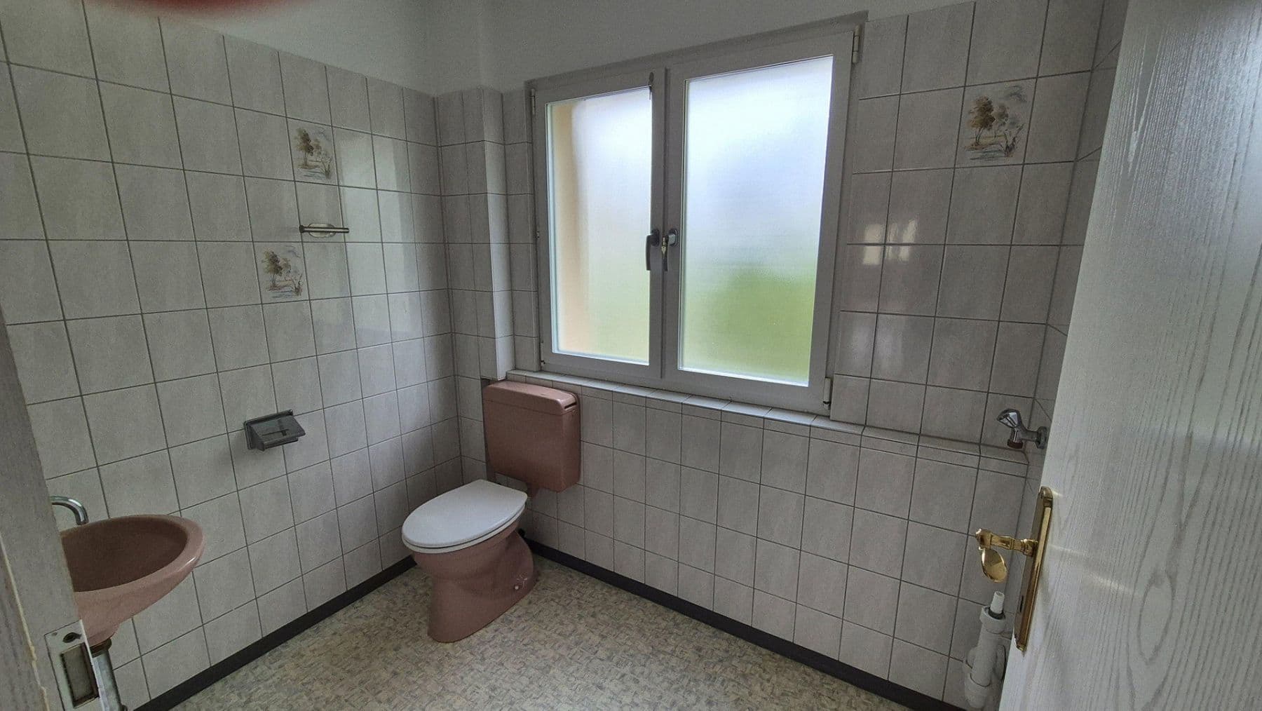 Prenájom bytu 3-izbový 113 m², Bad Säckingen, Bádensko-Wurttembersko Prenájom bytu 3-izbový 113 m², Bad Säckingen, Bádensko-Wurttembersko