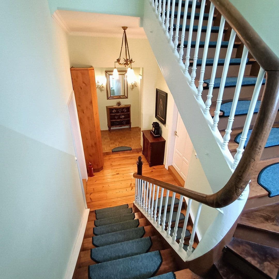 Predaj domu 399 m², pozemek 304 m², Senheim, Porýnie-Falcko Predaj domu 399 m², pozemek 304 m², Senheim, Porýnie-Falcko