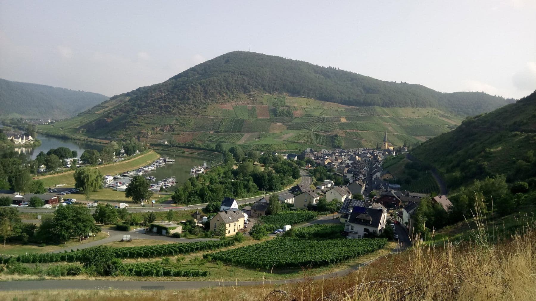 Predaj domu 399 m², pozemek 304 m², Senheim, Porýnie-Falcko Predaj domu 399 m², pozemek 304 m², Senheim, Porýnie-Falcko