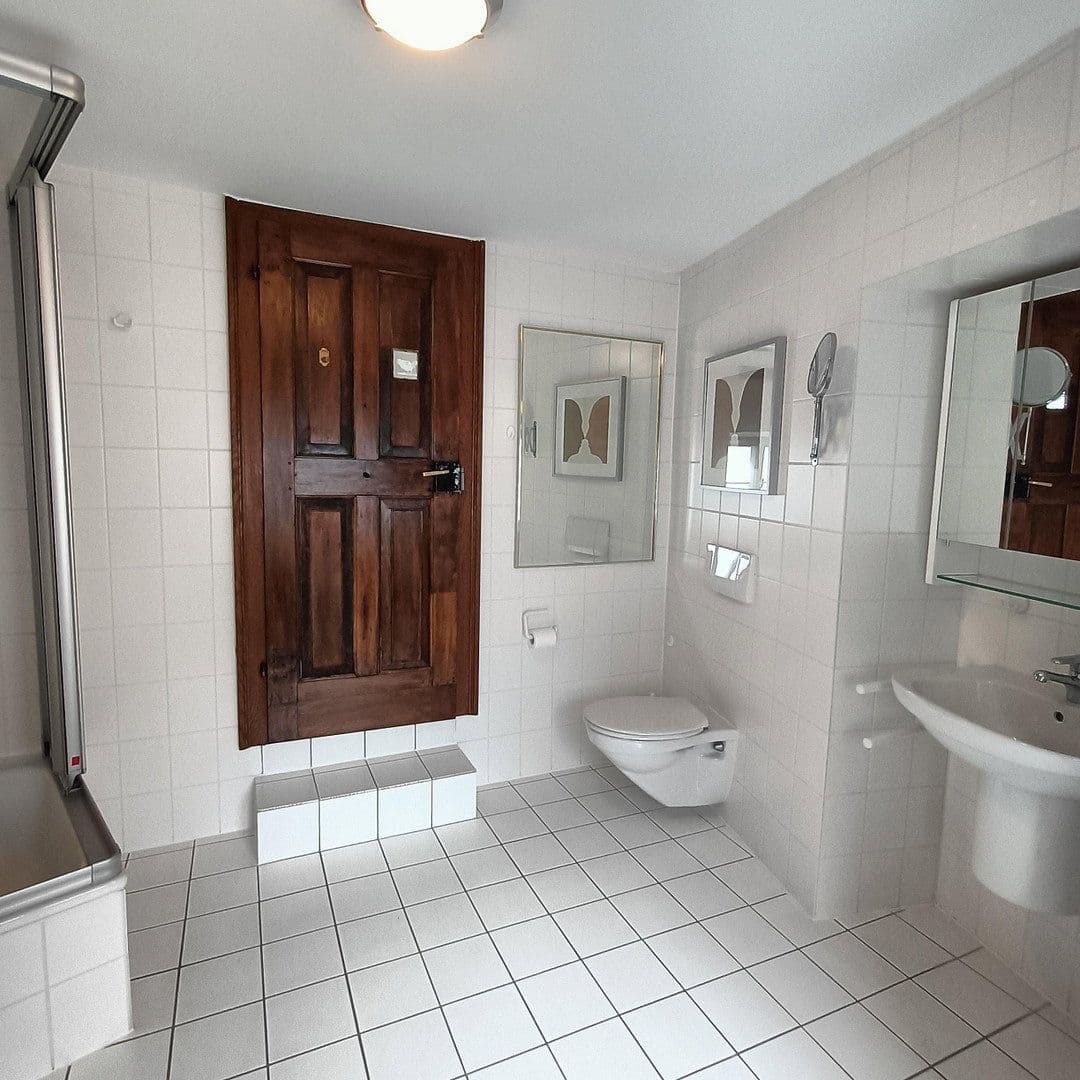 Predaj domu 399 m², pozemek 304 m², Senheim, Porýnie-Falcko Predaj domu 399 m², pozemek 304 m², Senheim, Porýnie-Falcko