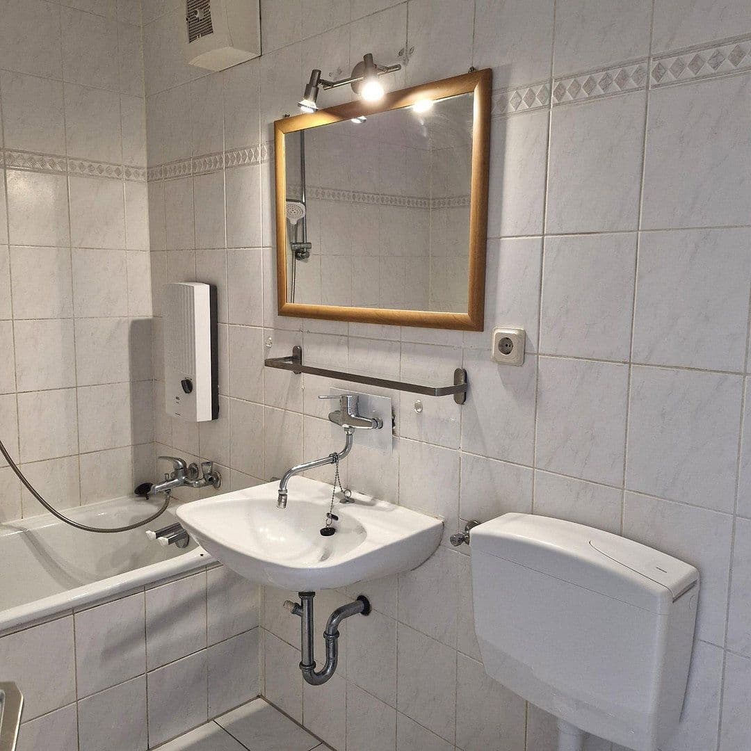 Prenájom bytu 1-izbový 30 m², Am Alten Weg 27, Mainz, Porýnie-Falcko Prenájom bytu 1-izbový 30 m², Am Alten Weg 27, Mainz, Porýnie-Falcko