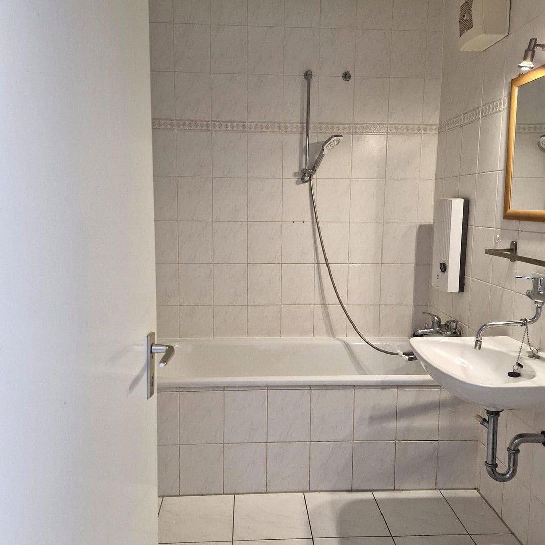 Prenájom bytu 1-izbový 30 m², Am Alten Weg 27, Mainz, Porýnie-Falcko Prenájom bytu 1-izbový 30 m², Am Alten Weg 27, Mainz, Porýnie-Falcko