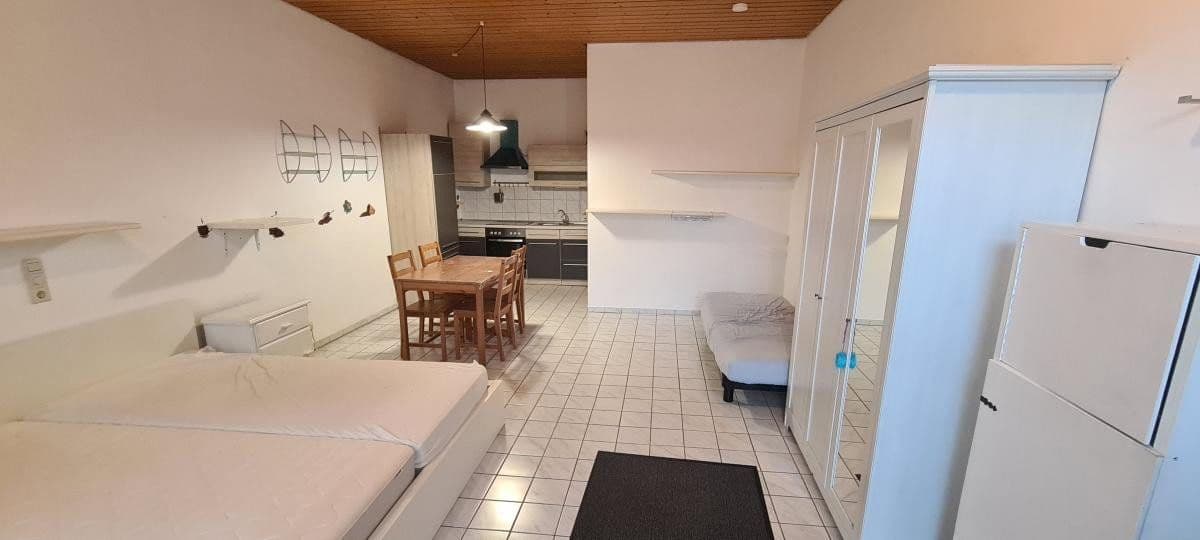 Prenájom bytu 1-izbový 37 m², Liebenzeller Str.3, Neuhausen, Bádensko-Wurttembersko Prenájom bytu 1-izbový 37 m², Liebenzeller Str.3, Neuhausen, Bádensko-Wurttembersko