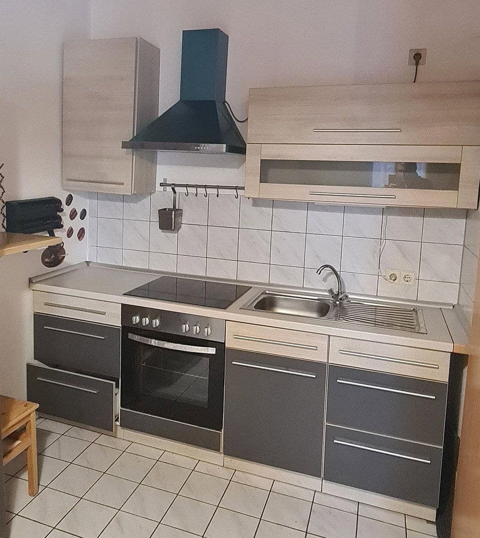 Prenájom bytu 1-izbový 37 m², Liebenzeller Str.3, Neuhausen, Bádensko-Wurttembersko Prenájom bytu 1-izbový 37 m², Liebenzeller Str.3, Neuhausen, Bádensko-Wurttembersko