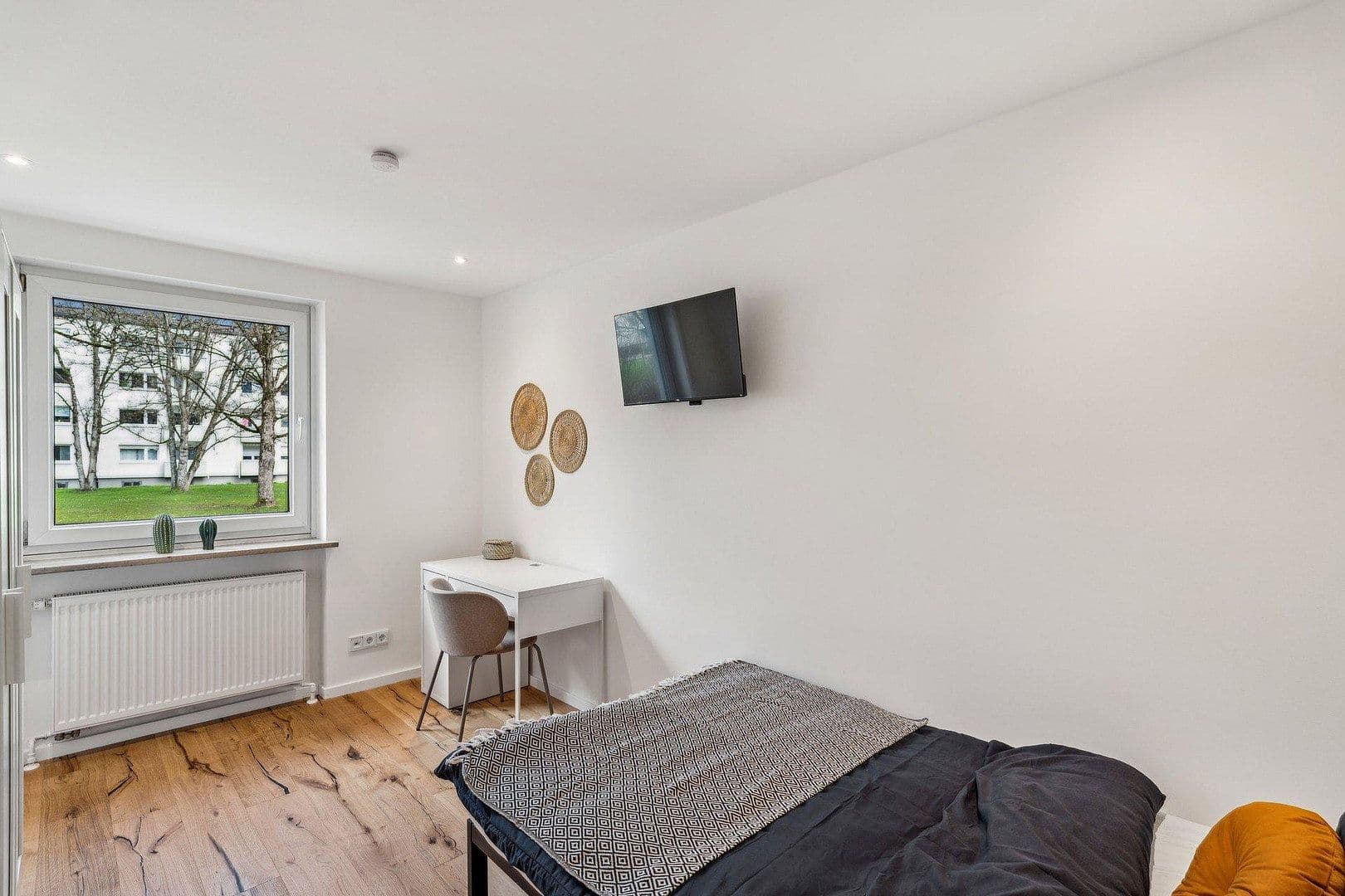 Prenájom bytu 22 m², Solothurner Straße 10, München, Bavorsko Prenájom bytu 22 m², Solothurner Straße 10, München, Bavorsko